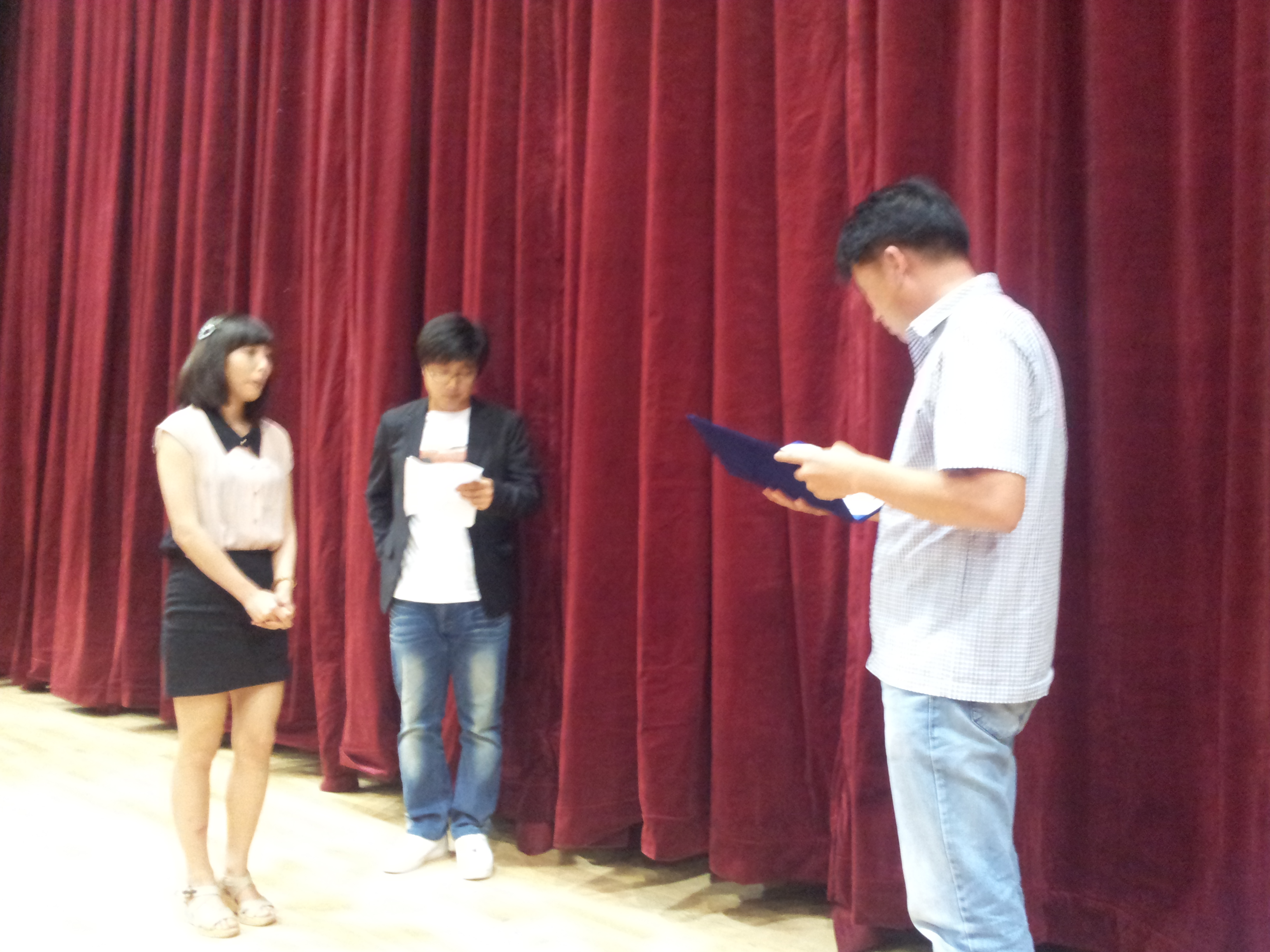 2012년 영문장학생 시상 1번째 첨부파일 이미지