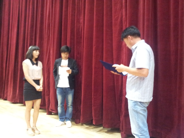 2012년 영문장학생 시상 대표이미지